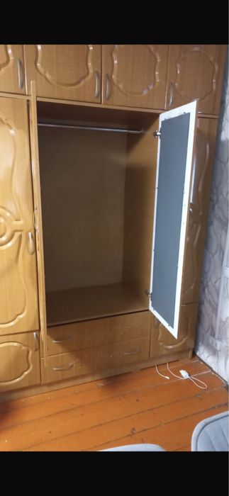 Шкаф продам срочно