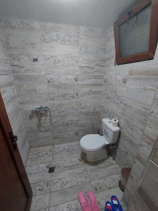 Триетажна къща, гр. Омуртаг