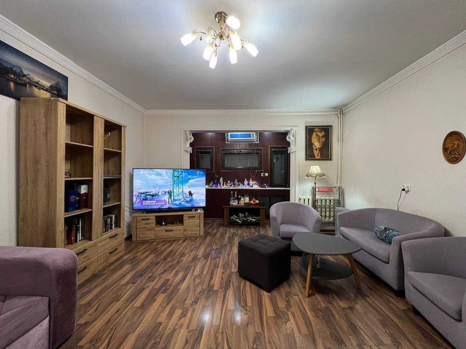 Продаётся 2/8/9, 60 м2, ГУВД, Первушка