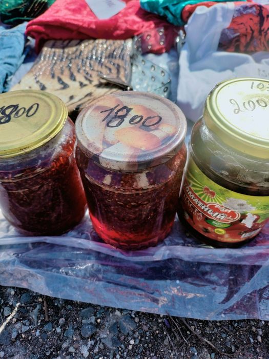 Продам варение малина,вишня,урюк