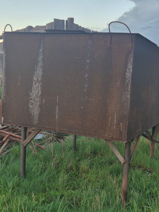 Продам бочку 100000