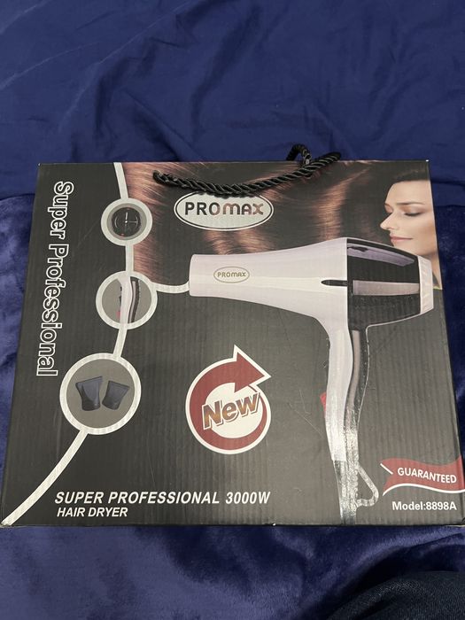 Продаю фен Promax новый