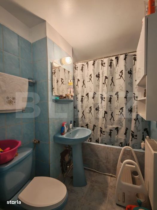 Apartament cu 4 camere, decomandat, 75 mp, zona Parcul Teilor