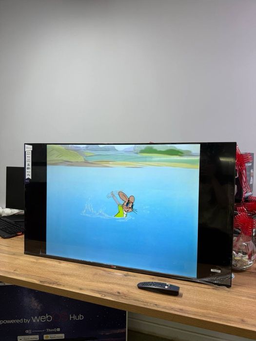 Телевизор LG Smart TV