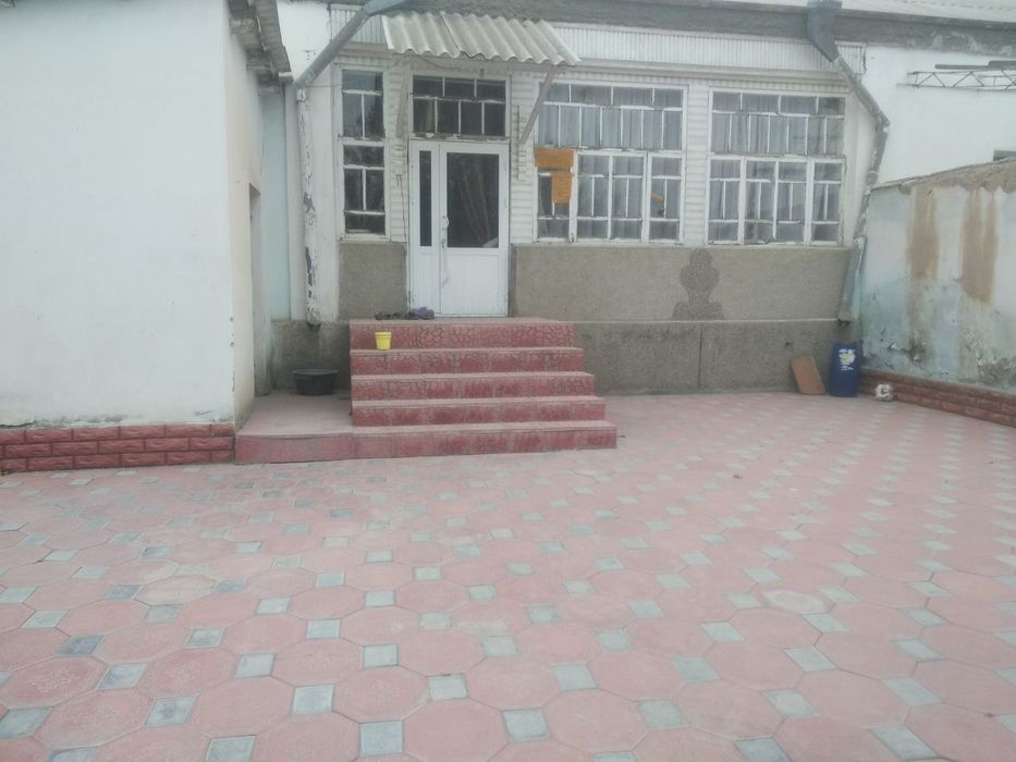 Ховли сотилади охтошда