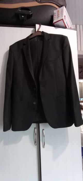 Продам костюм мужской