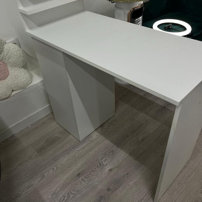 Стол для маникюра