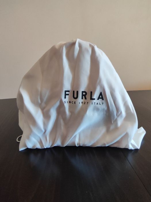 Оригинална дамска чанта Furla