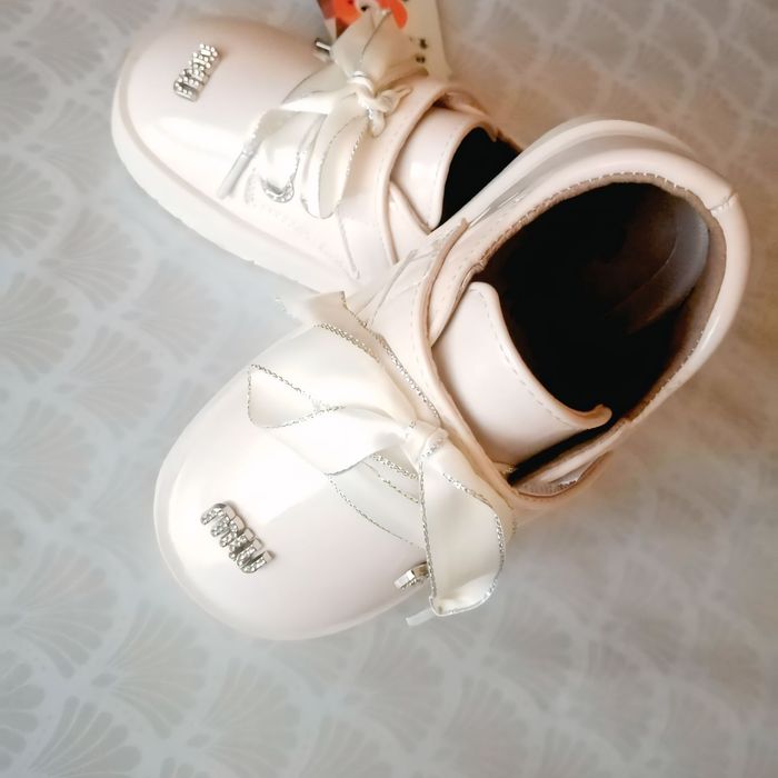 Продам ботиночки, для девочки!