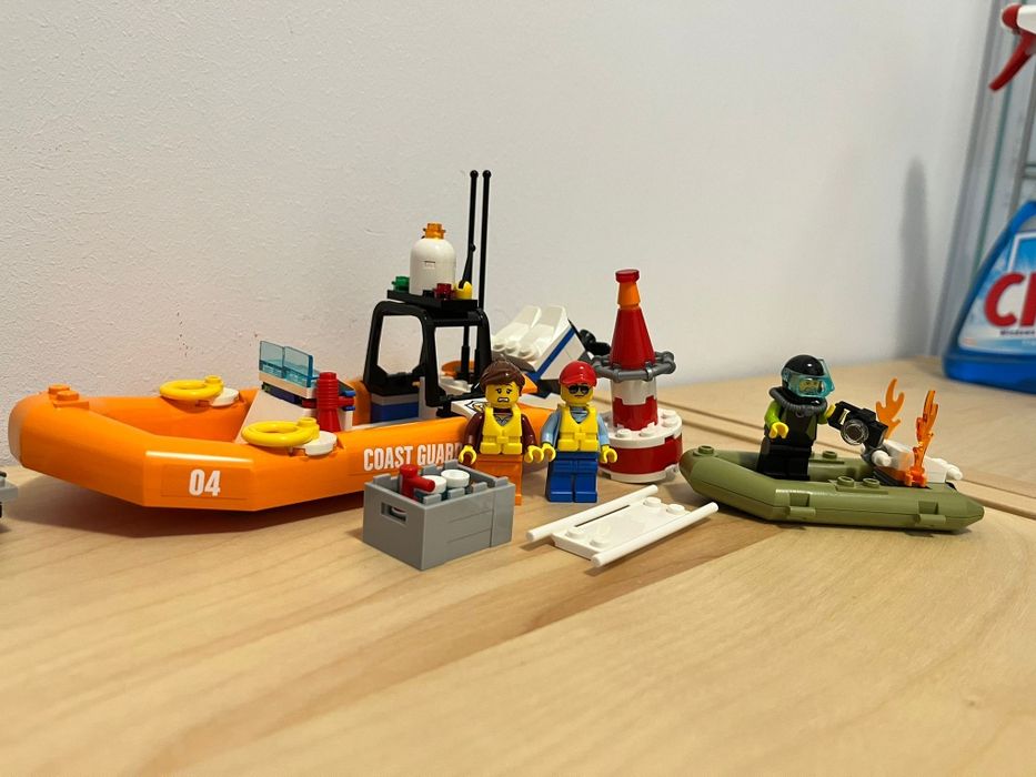 Lego City Unitatea de intervenție 4 x 4