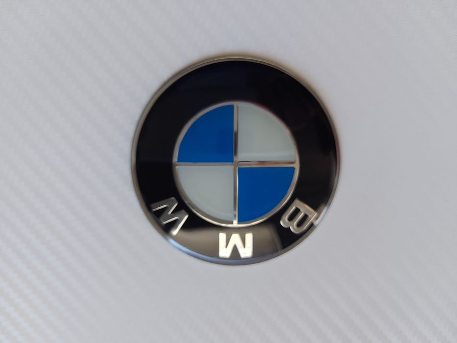 Алуминиева емблема тип люспа за Бмв е46 комби BMW e46 touring