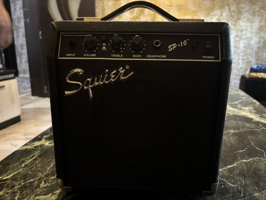 Кубе squies sp 10 fender  за китара