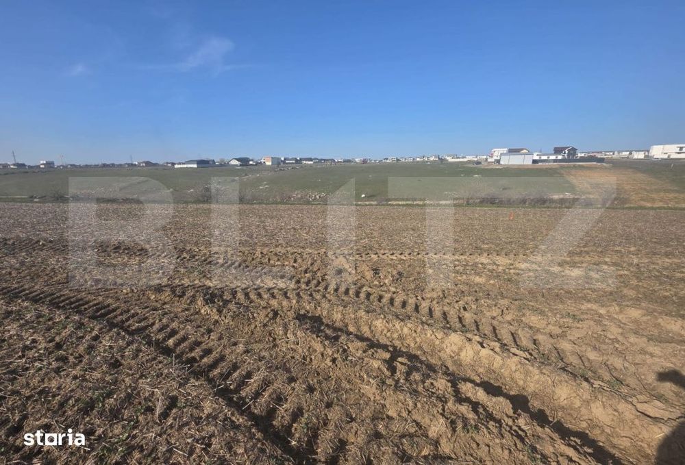 Teren intravilan, 5000 mp, zona Selgros, Preajba