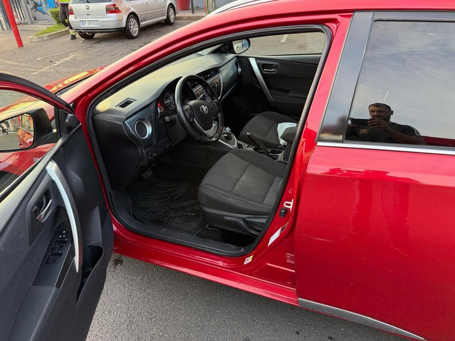 Toyota Auris 1.8 HYBRID