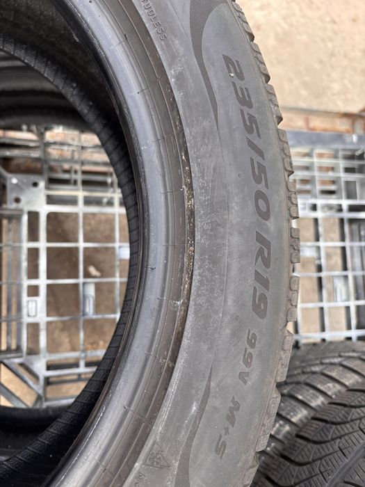 235/50/19 Pirelli 4бр 2022