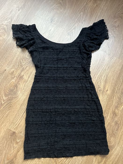 Мини черна рокля
