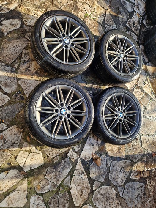 Продавам Джанти с гуми за BMW  17