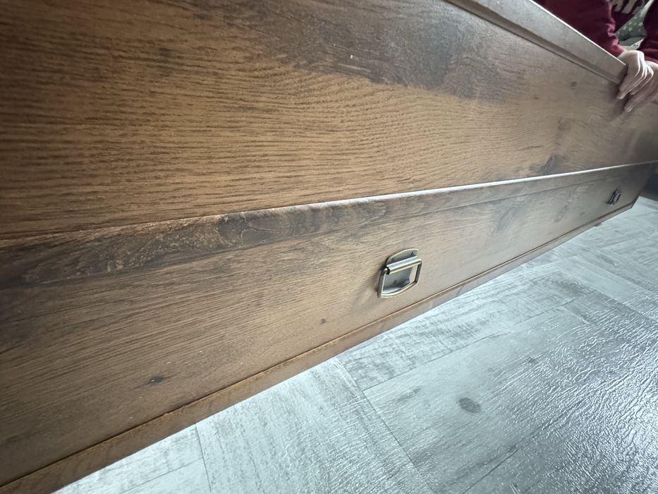 Canapea extensibila din lemn masiv de nuc, cu ladă depozitare