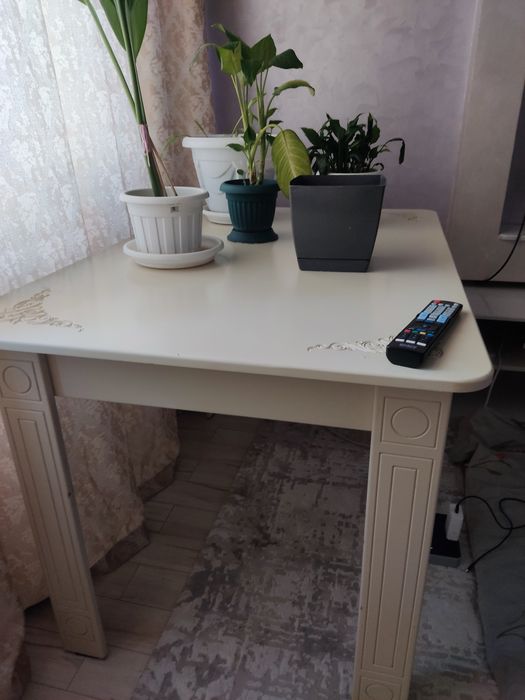 Стол большой для зала