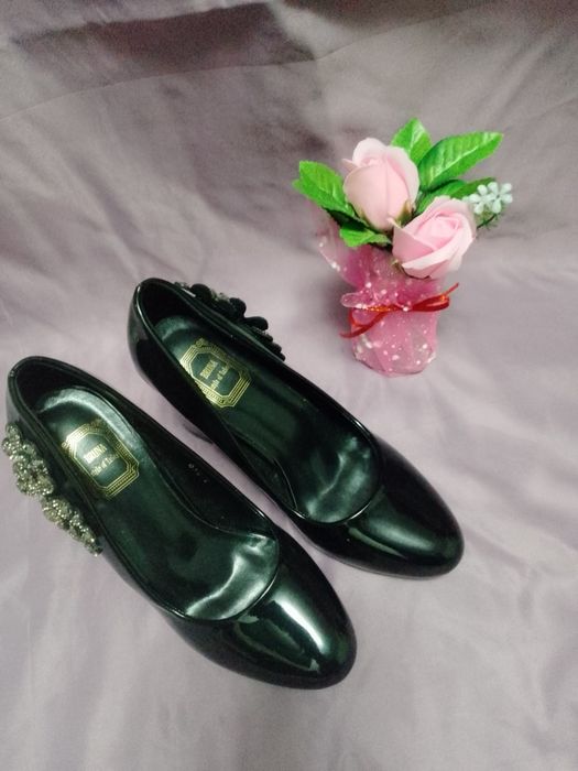 Женские  обувь новые