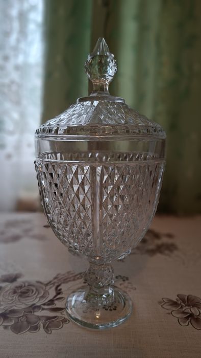 Ваза с крышкой высота 33 см Pasabashe