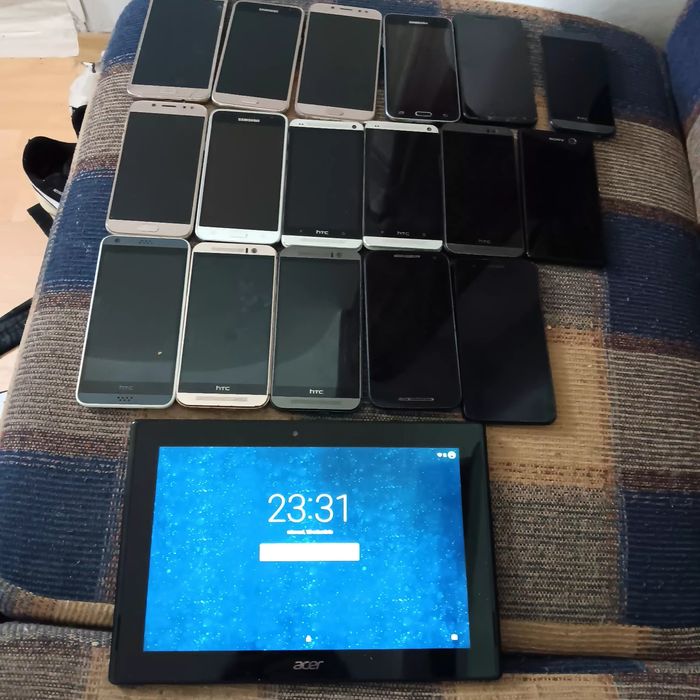 Schimb lot de telefoane funcționale si nefuncționale plus o tableta