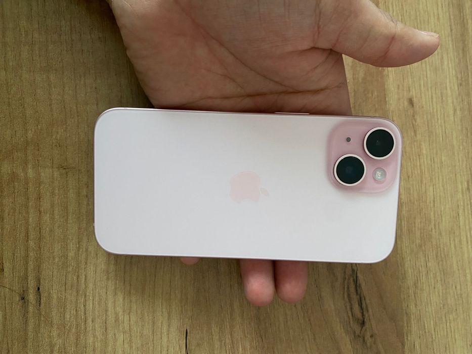 Iphone 15 128гб.