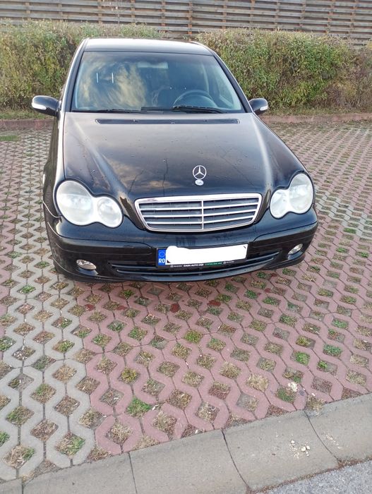 MERCEDES-BENZ C-Class 2004 — imagine 1