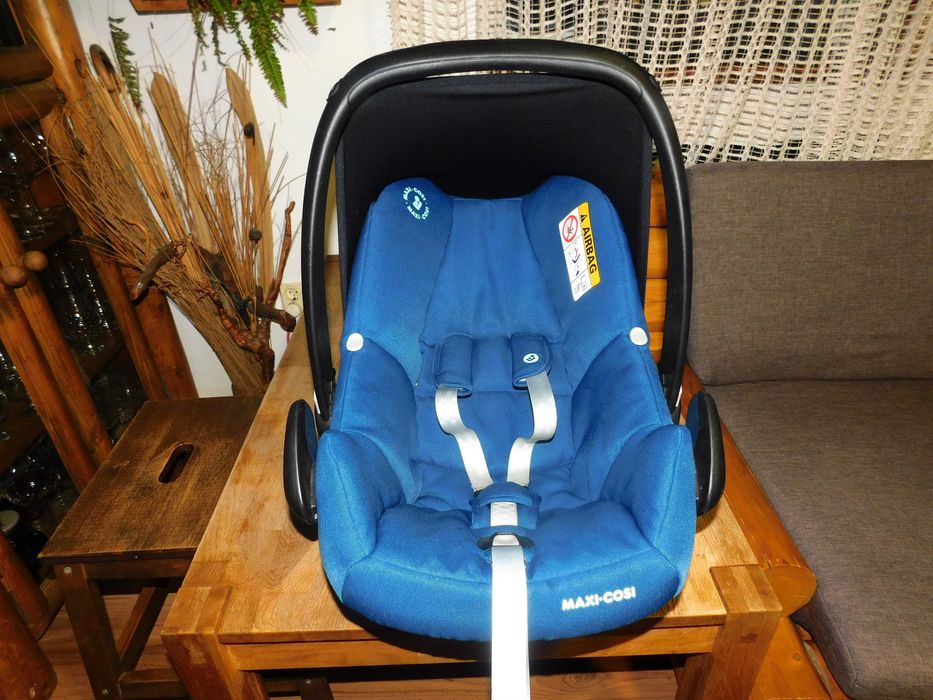 Scoica Maxi Cosi cu parasolar grupa 0-13 kg