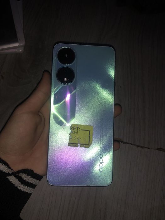 Vand telefoane piese