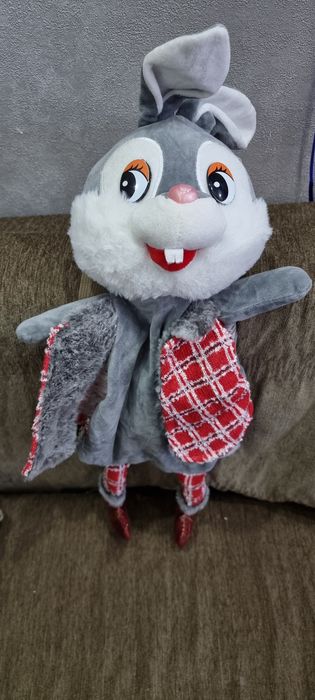 Зайчик мягкий Рюкзак)