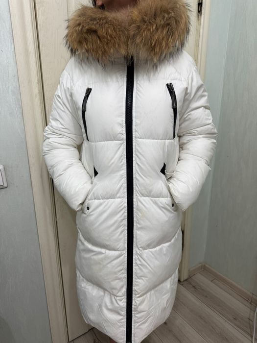 Продам женские куртки