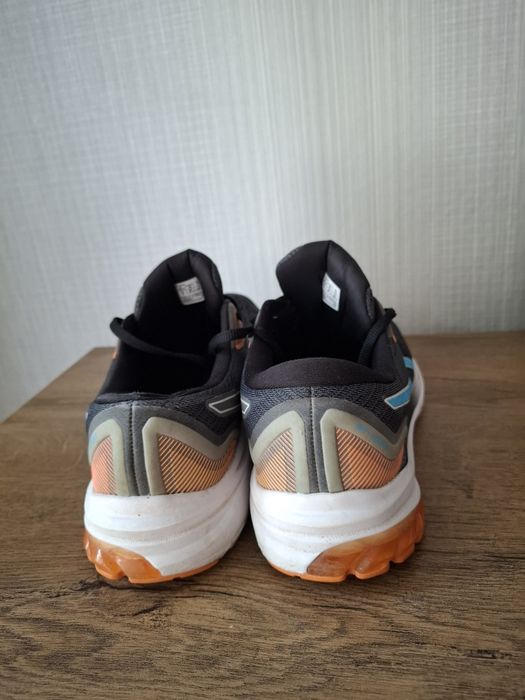 Asics gel GT 1000 11 маратонки 43 номер.