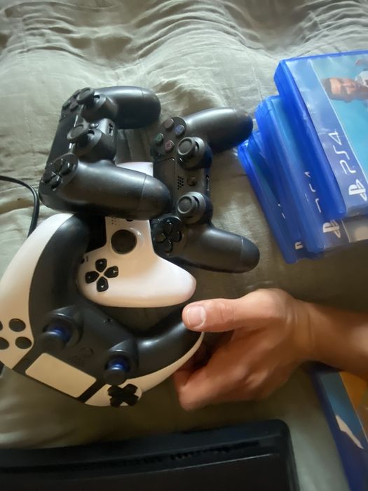 Play Station 4 slim с волан и педали