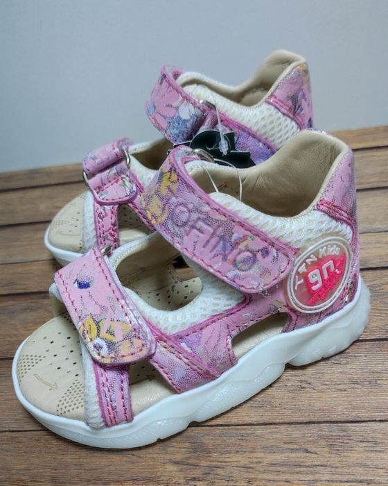 Сандали детские