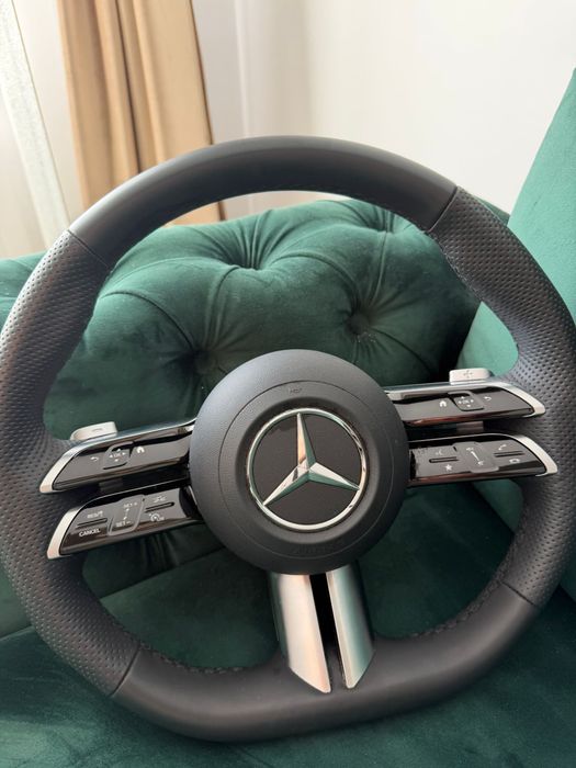 Volan Mercedes IMPECABIL