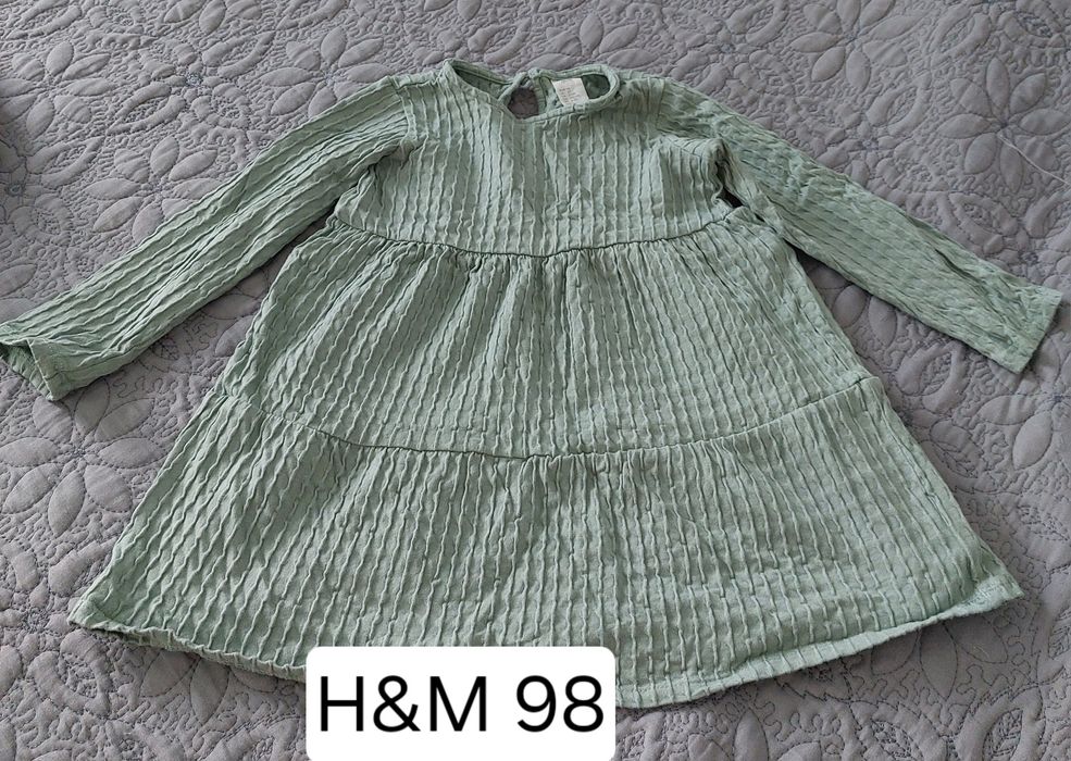 8 Rochițe Zara, Waikiki, Sinsay și H&M