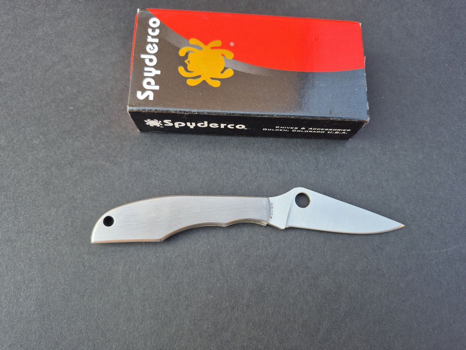 Сгъваем джобен нож Spyderco Grasshopper C138