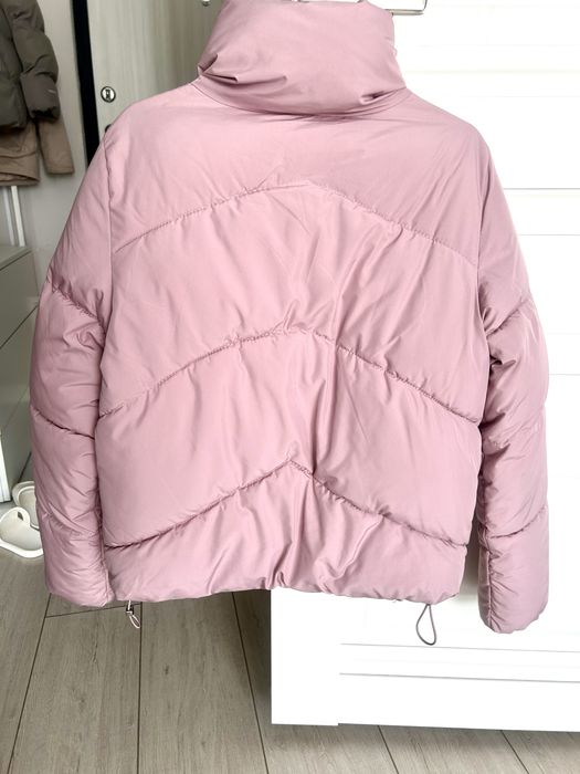 Пуховик. Новый. Stradivarius. 34/XS