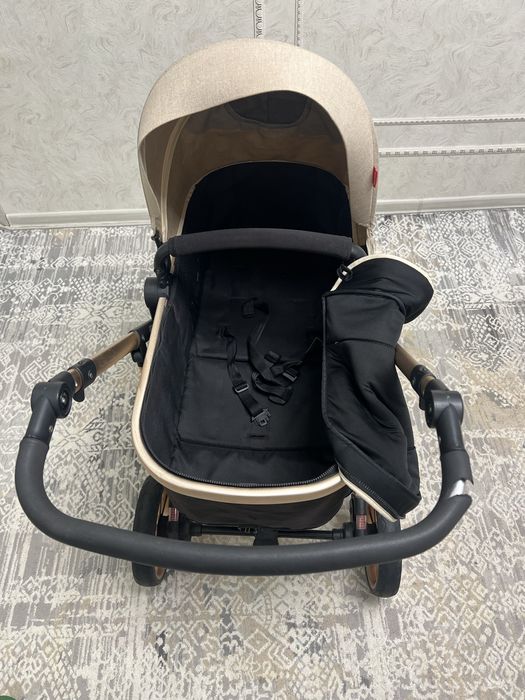 Коляска фирмы AIMILE