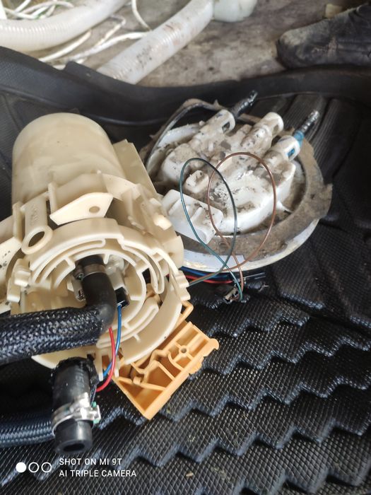 Горивна, бензинова помпа Опел Вектра Ц 1.8 бензин opel vectra c