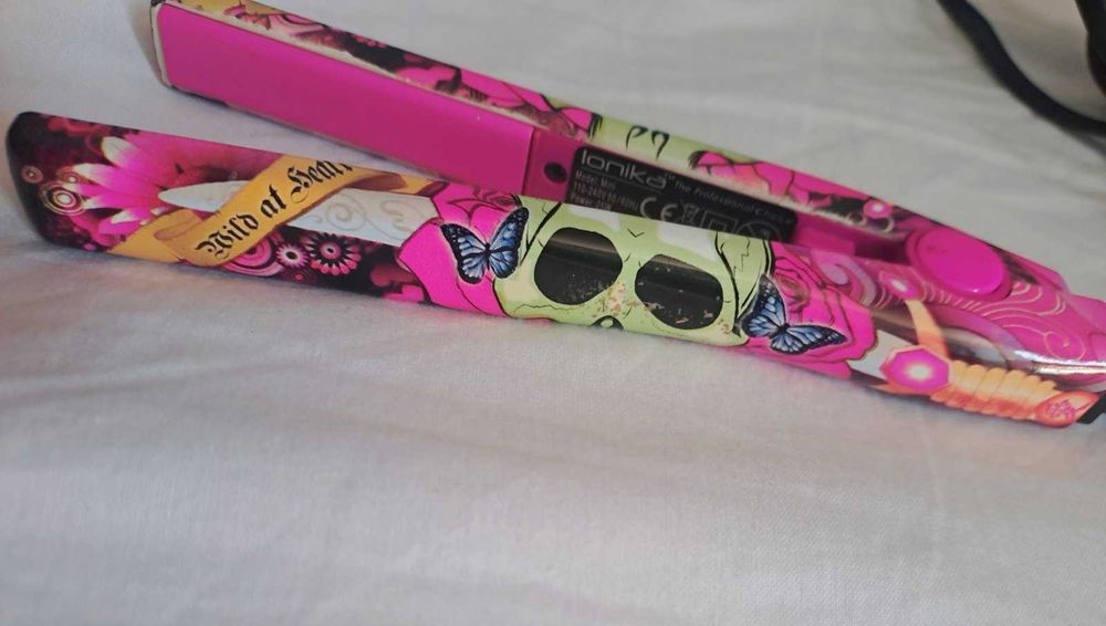 Керамична преса за коса Ionika – лимитирана серия „Wild at Heart“