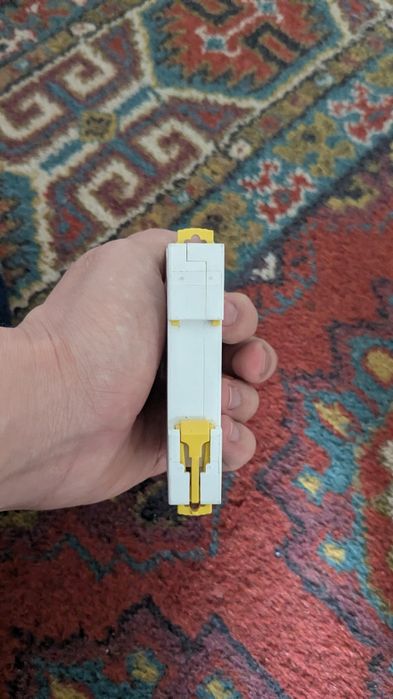 Schneider iC60N C 25A