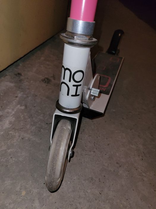 Тротинетка с 2 колела Moni