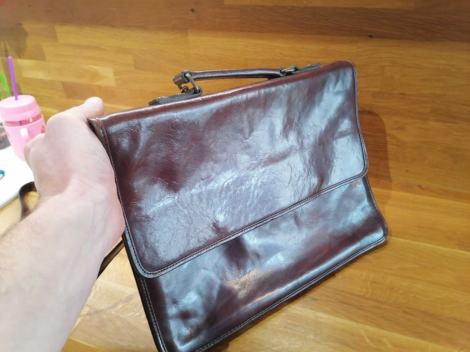 Мъжка кожена чанта на ADAX