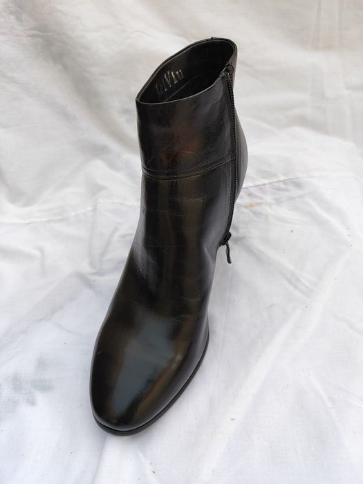 Брендовая, кожаная обувь