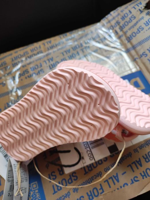 Обувки за прохождане размер 18, 21, 23  и 24 размер