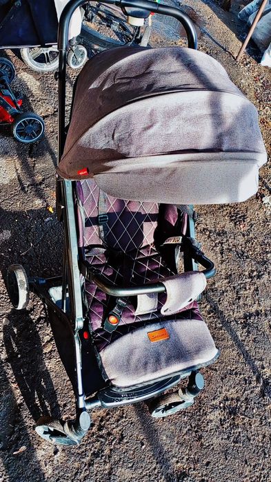 Продам коляски не дорого