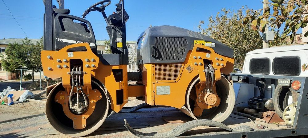 Двухвальцовый каток