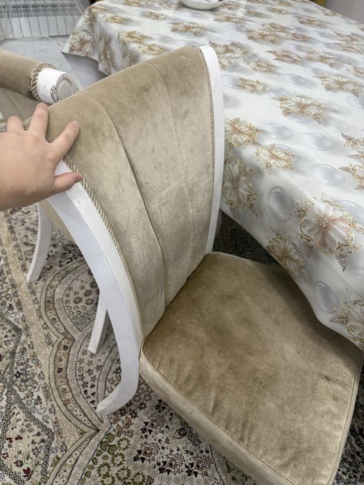 Срочна столы и стулья